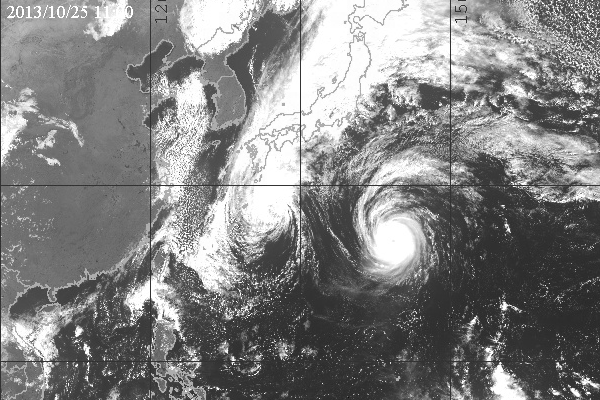 2013年10月25日11時の気象衛星可視画像